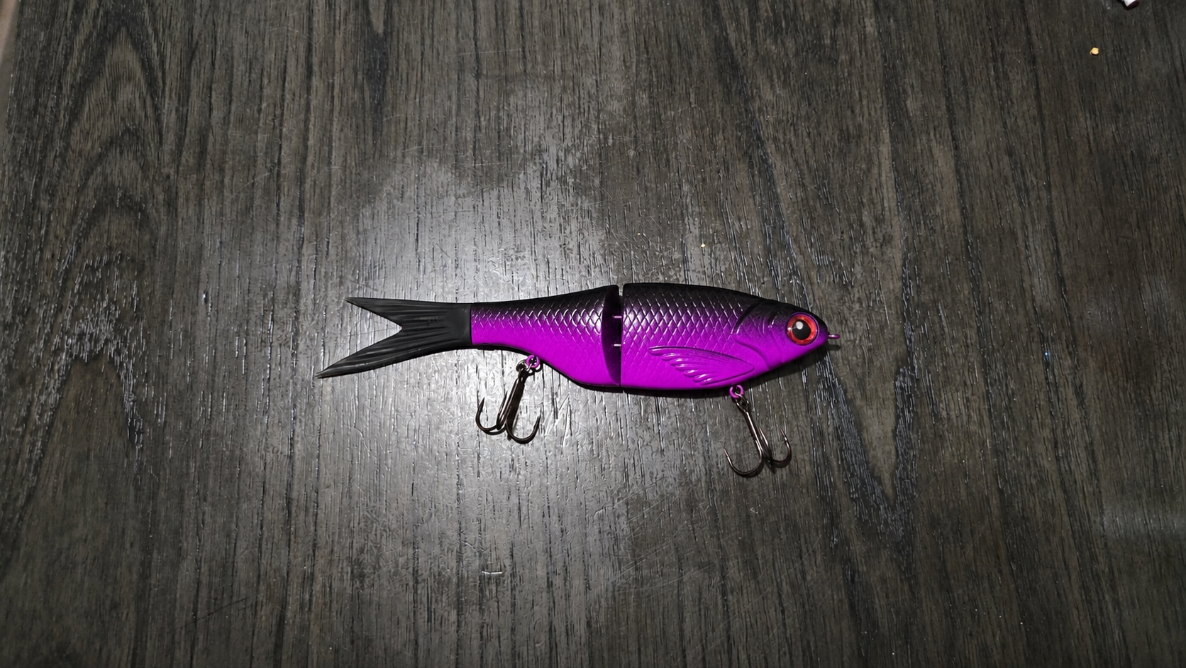 8.5 inch venom glide bait