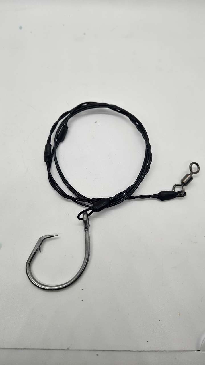 14/0 nylon coated cable rig