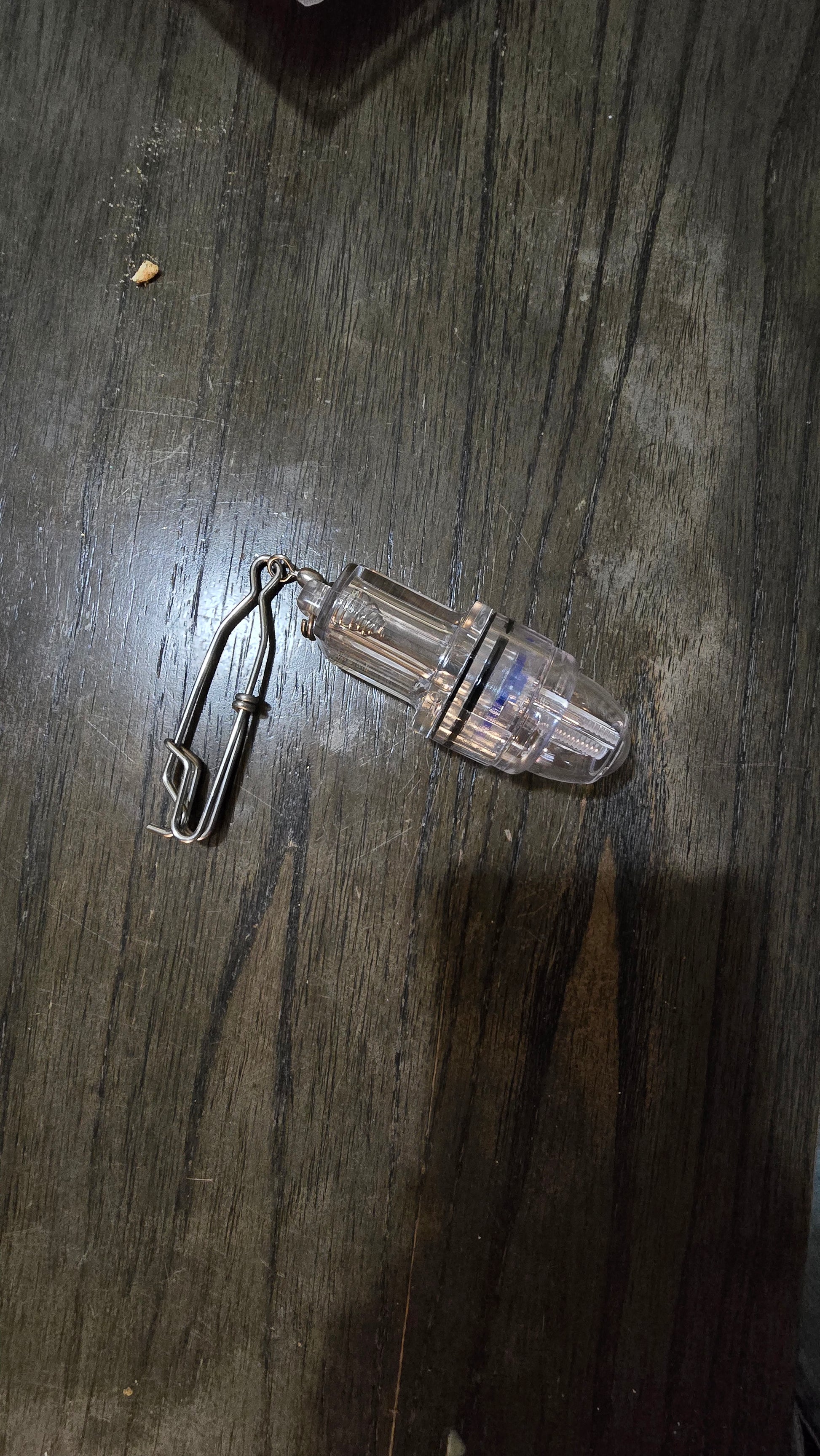 Deep drop light