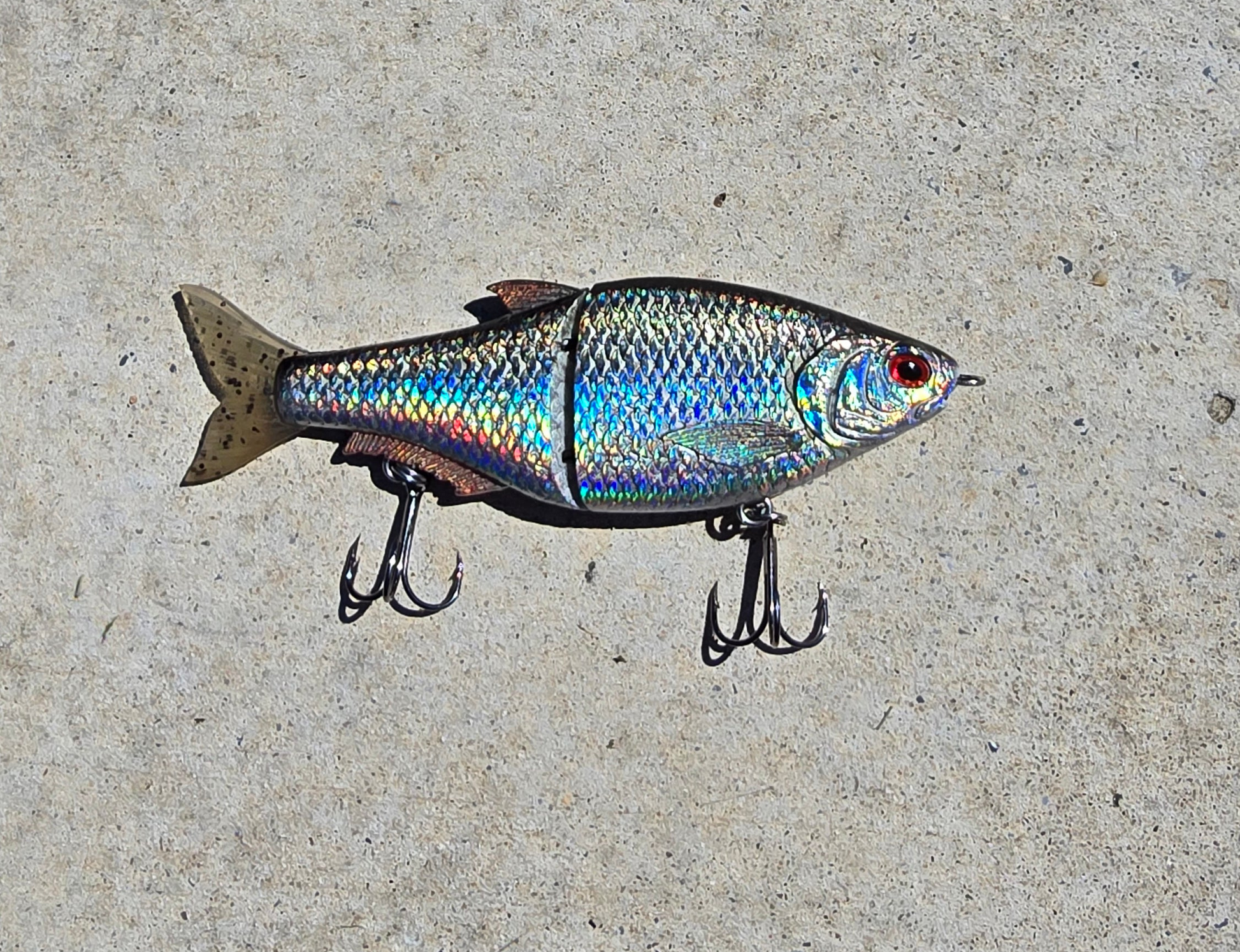 6.5 inch holographic shinner glide bait
